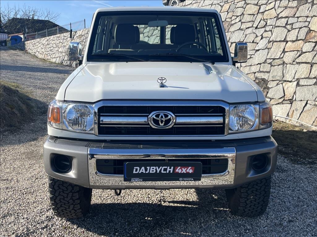 Toyota Land Cruiser Ostatní 4,0 l 170 kw