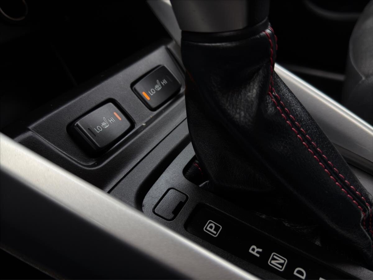 Suzuki Vitara SUV 1,4 l 103 kw