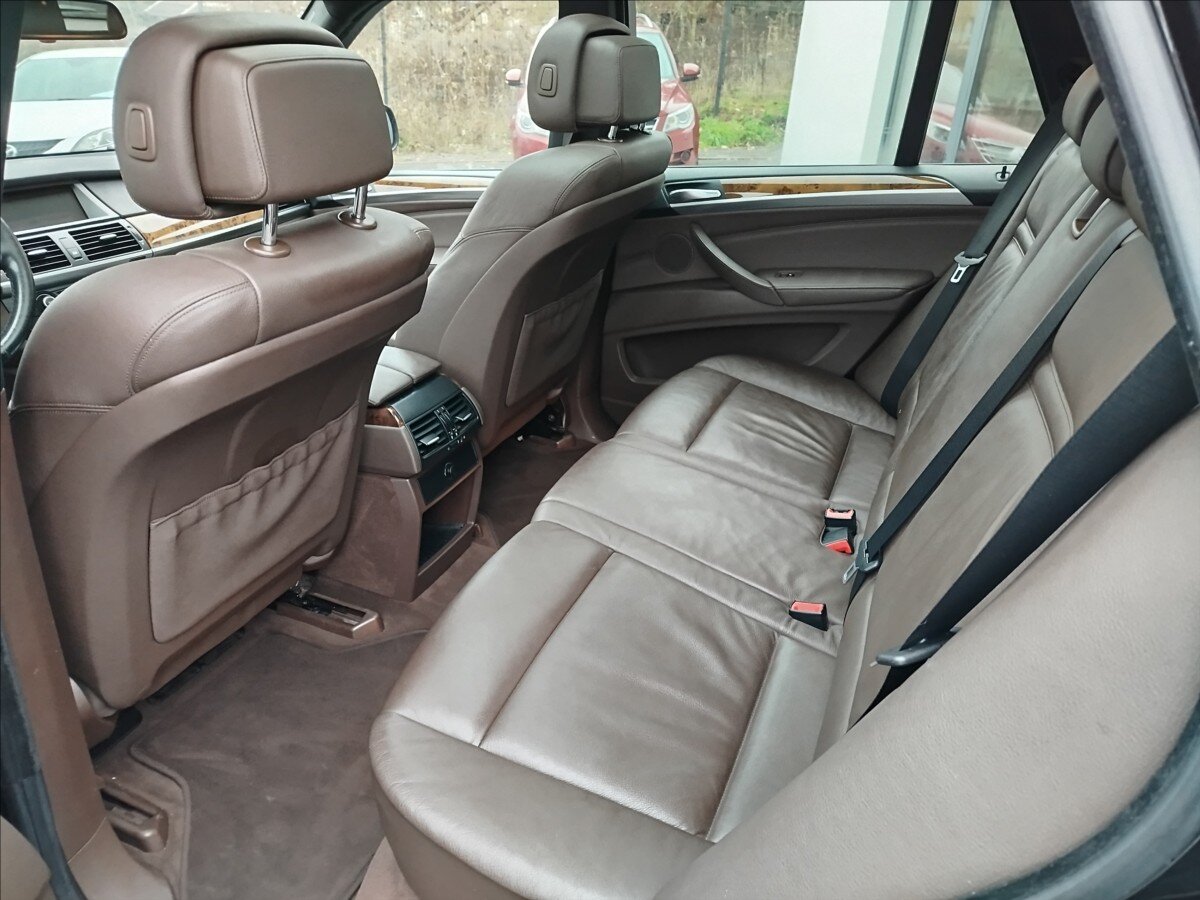 BMW X5 SUV / Terénní 3,0 l 173 kw