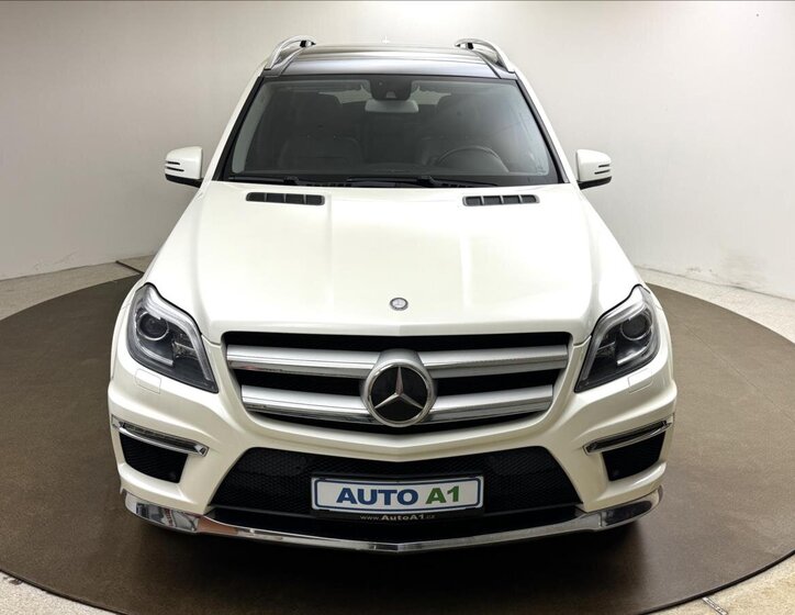 Mercedes-Benz GL SUV 3,0 l 190 kw