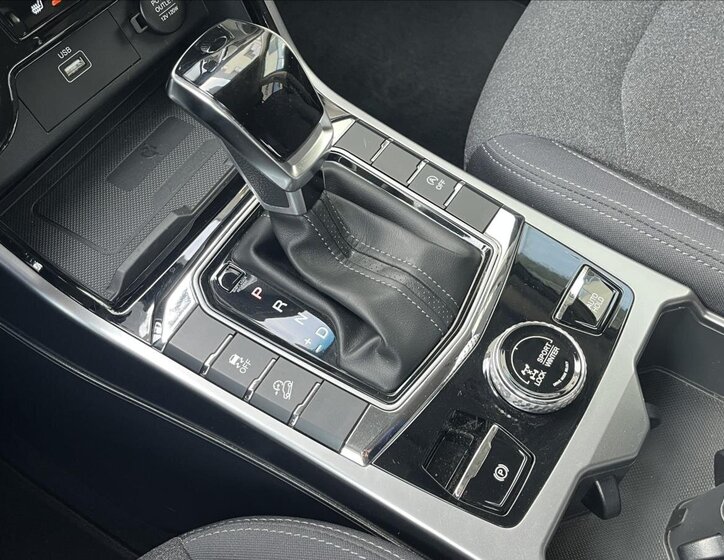 SsangYong Korando SUV / Terénní 1,5 l 120 kw