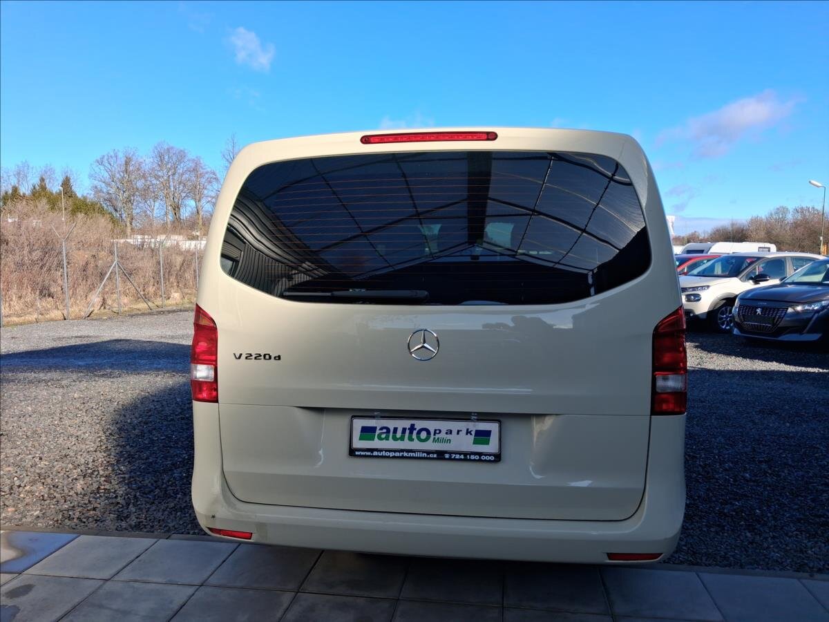 Mercedes-Benz Třídy V Kombi 2,1 l 120 kw