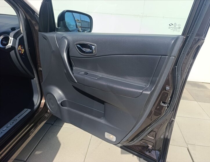 Renault Koleos SUV / Terénní 2,0 l 127 kw