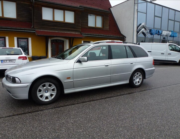 BMW Řada 5 14