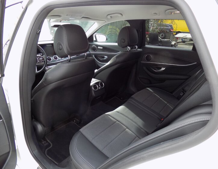 Mercedes-Benz Třídy E 14