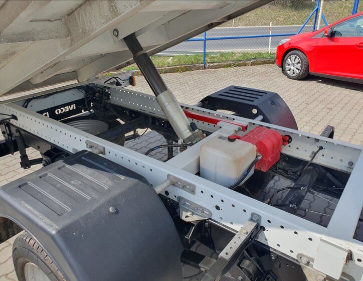 Iveco Daily Sklápěč 3,0 l 118 kw
