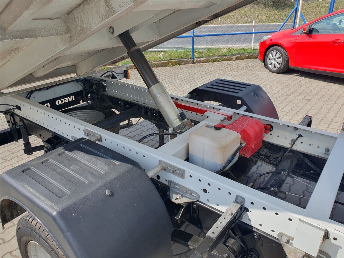 Iveco Daily Sklápěč 3,0 l 118 kw