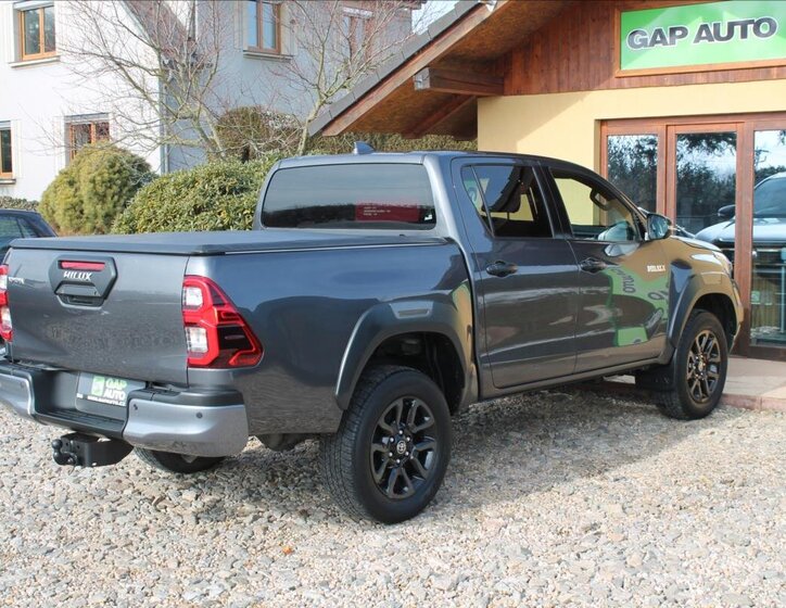 Toyota Hilux Pick-up 2,8 l 150 kw