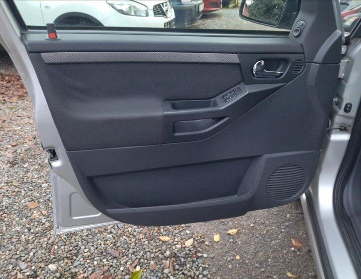 Opel Meriva MPV 1,4 l 66 kw