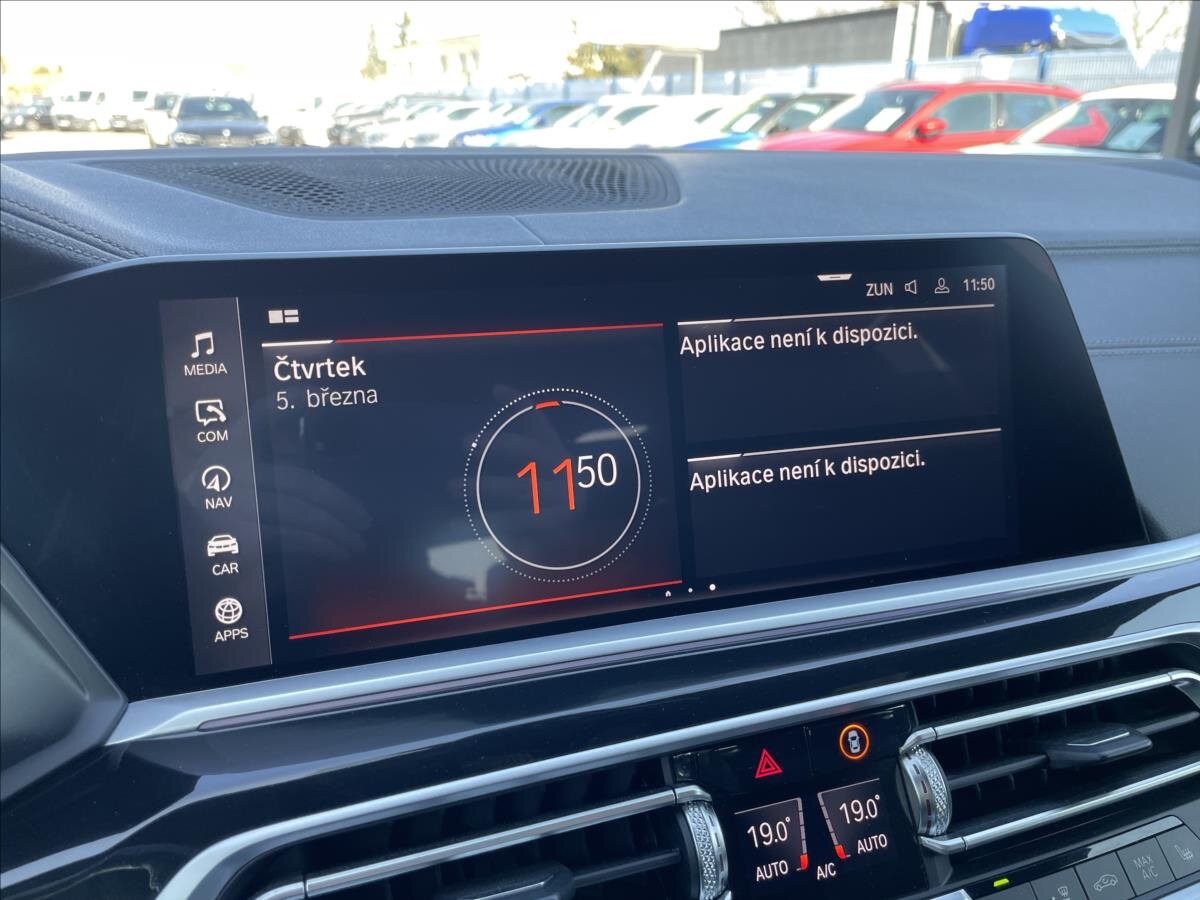 BMW X7 SUV / Terénní 3,0 l 195 kw