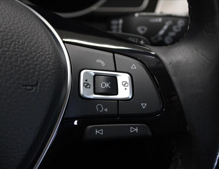 Volkswagen Passat 19