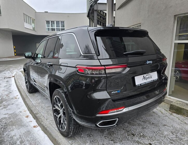 Jeep Grand Cherokee 3