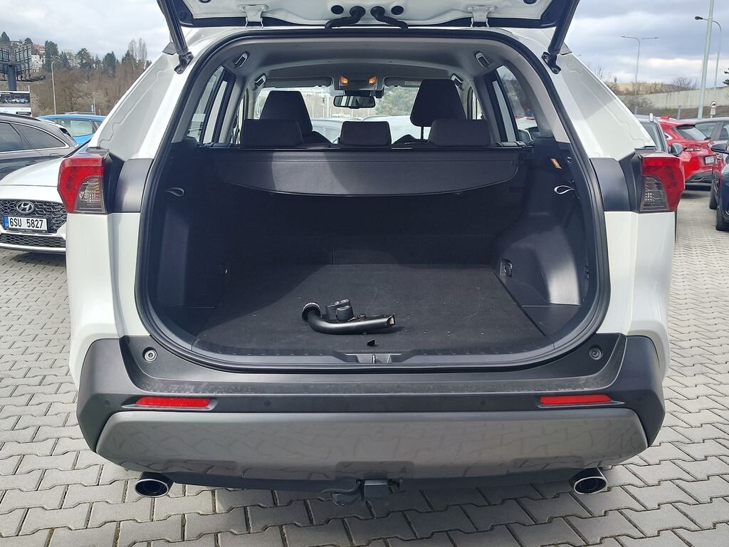 Toyota RAV4 SUV / Terénní 2,0 l 129 kw