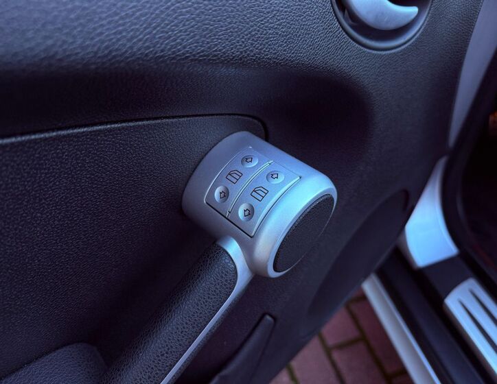 Mercedes-Benz SLK 15