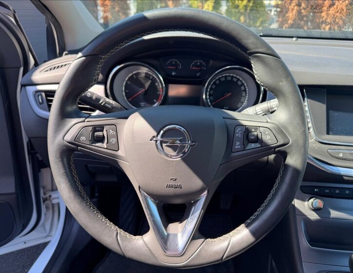 Opel Astra Hatchback 1,4 l 74 kw