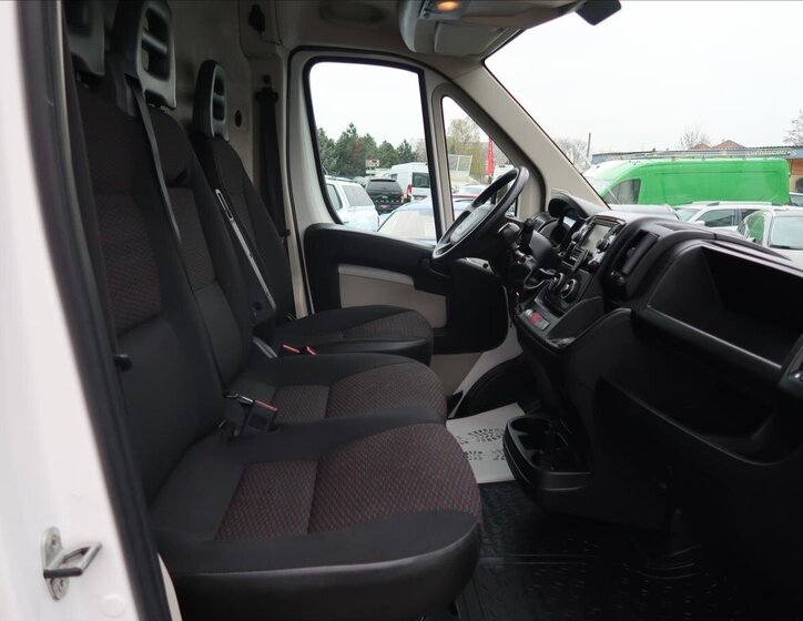 Citroën Jumper Ostatní 2,0 l 120 kw