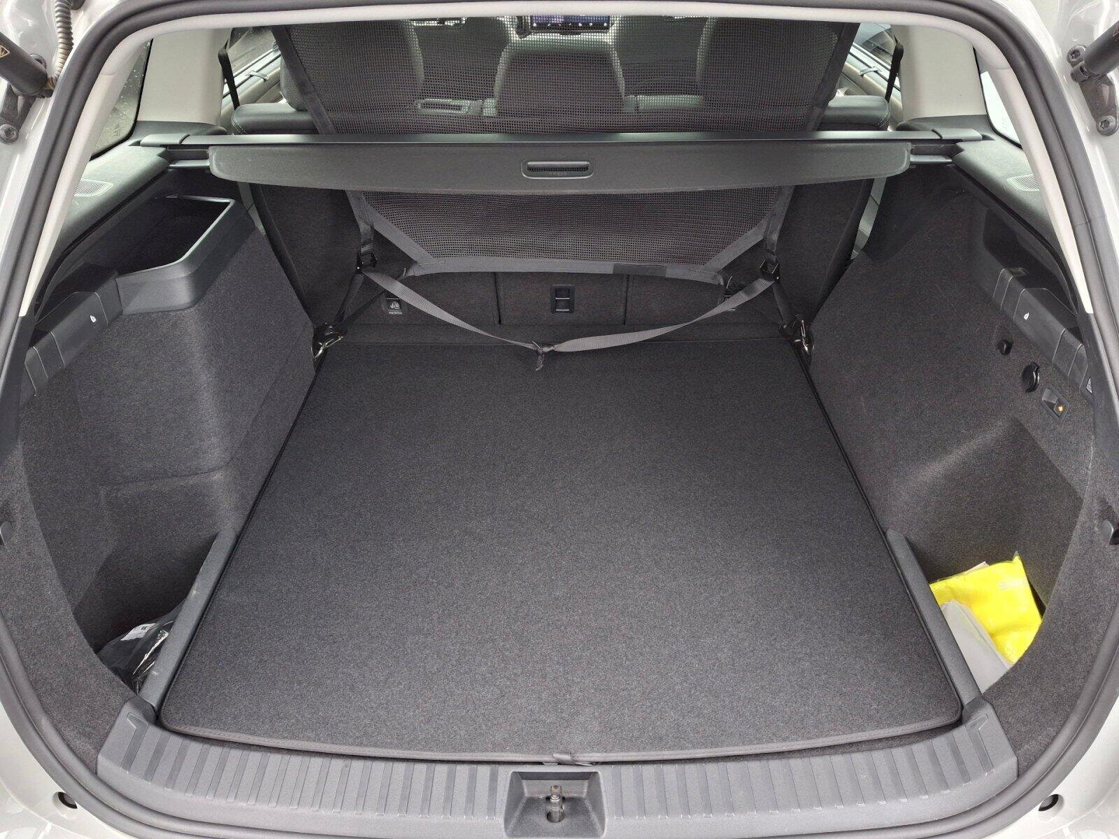 Škoda Kodiaq SUV / Terénní 1,5 l 150 kw