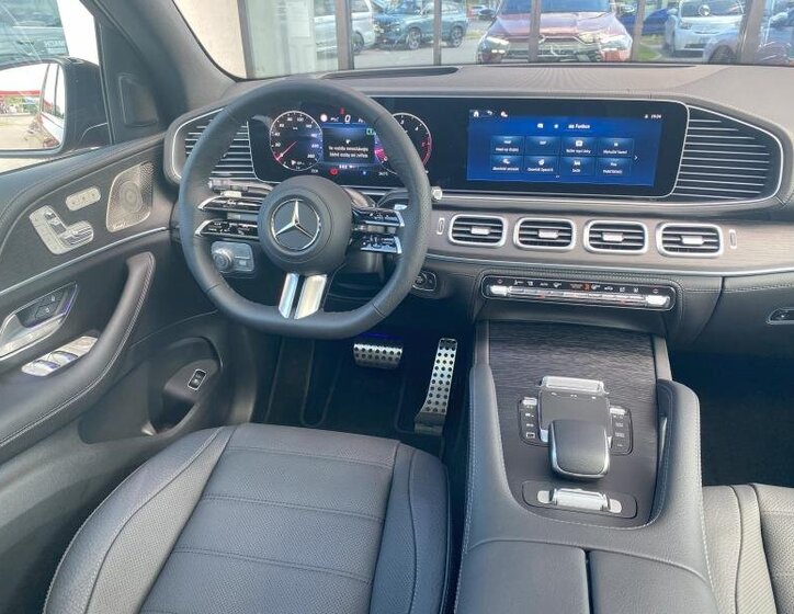 Mercedes-Benz GLE SUV 3,0 l 270 kw