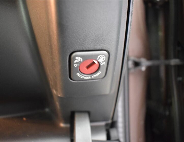 Peugeot 5008 MPV 1,6 l 88 kw