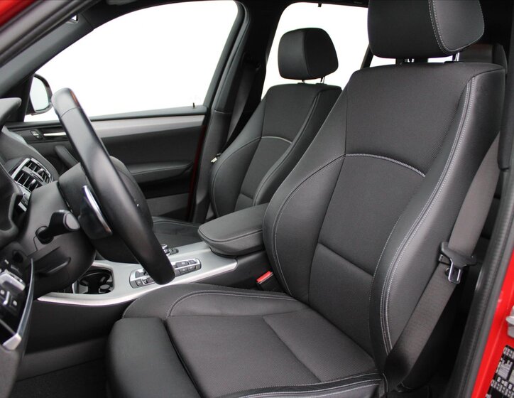 BMW X3 SUV 2,0 l 140 kw