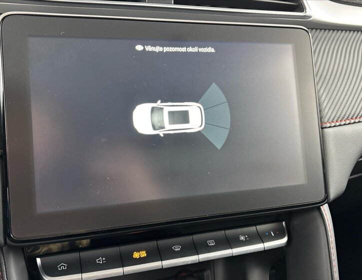 MG ZS SUV / Terénní 1,5 l 78 kw