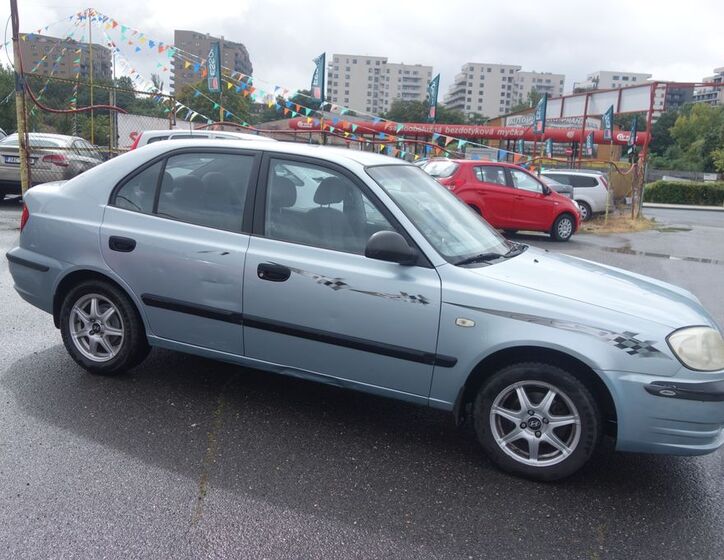 Hyundai Accent 7