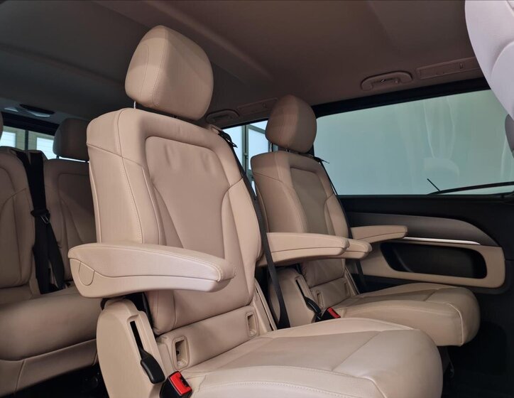 Mercedes-Benz Třídy V MPV 2,0 l 174 kw