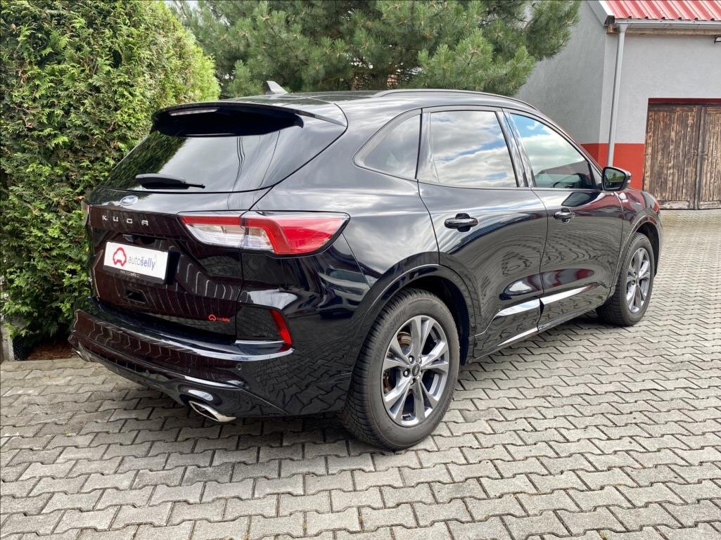 Ford Kuga SUV / Terénní 2,0 l 110 kw