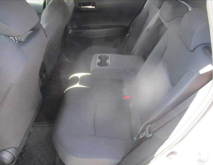 Toyota Corolla Cross 8