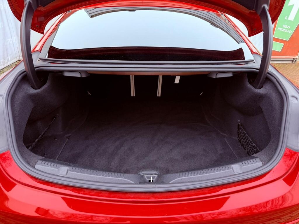 Mercedes-Benz Třídy E