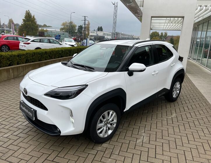 Toyota Yaris Cross 2