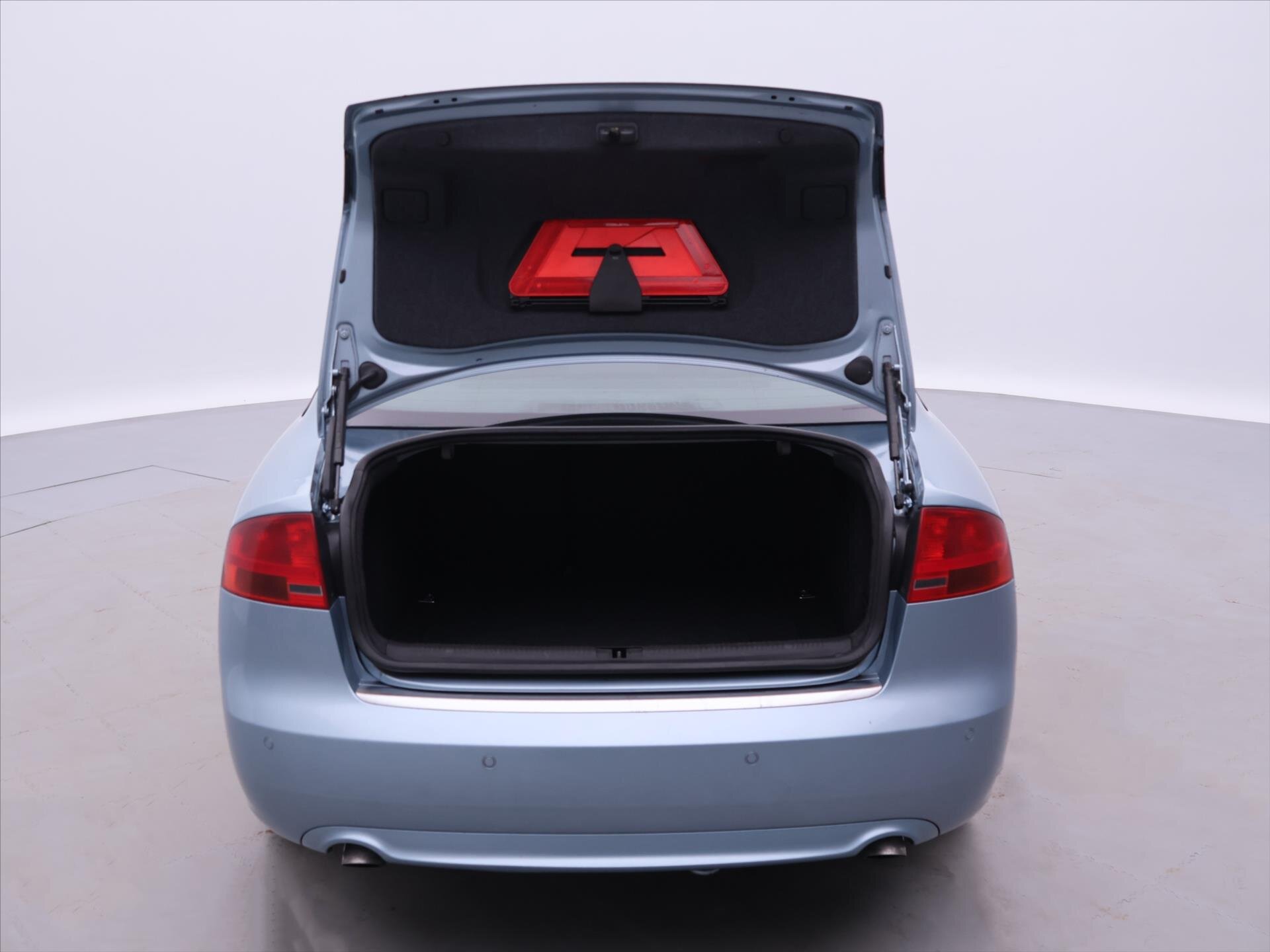 Audi A4 Sedan / Limuzína 3,0 l 171 kw