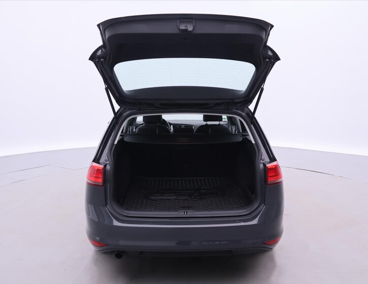 Volkswagen Golf Kombi 1,6 l 81 kw