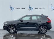 Volvo XC40 SUV / Terénní 2,0 l 145 kw