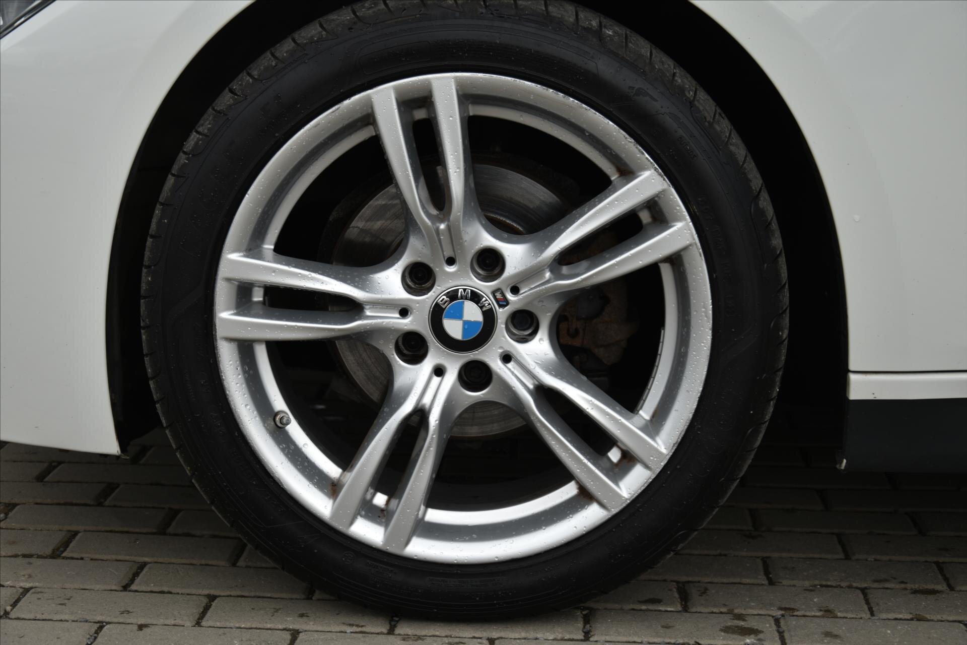 BMW Řada 3 Kombi 2,0 l 135 kw