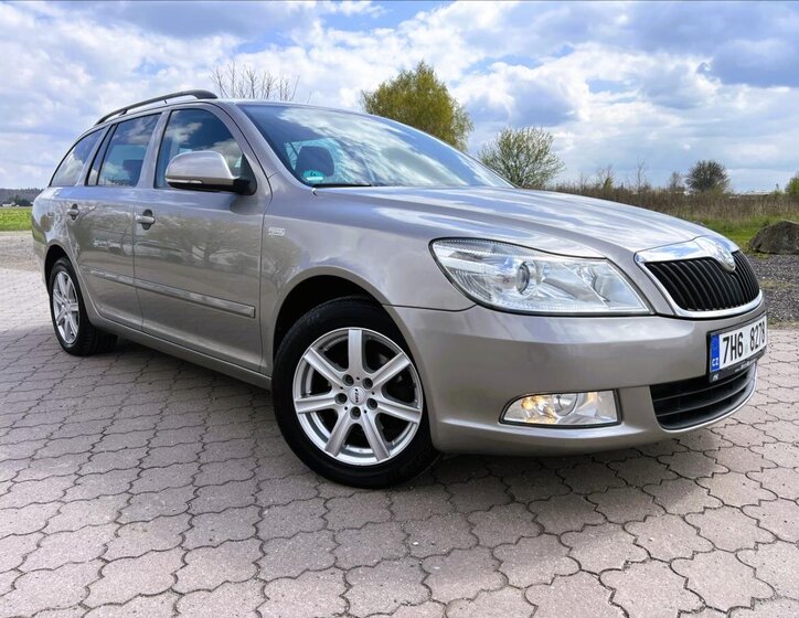 Škoda Octavia Kombi 1,6 l 77 kw