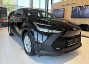 Toyota C-HR SUV 1,8 l 103 kw