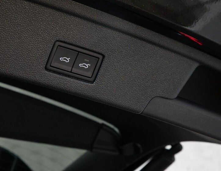 Volkswagen Touareg SUV 3,0 l 210 kw