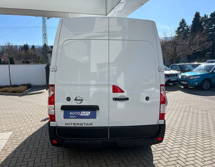 Nissan Interstar Skříň 2,3 l 100 kw