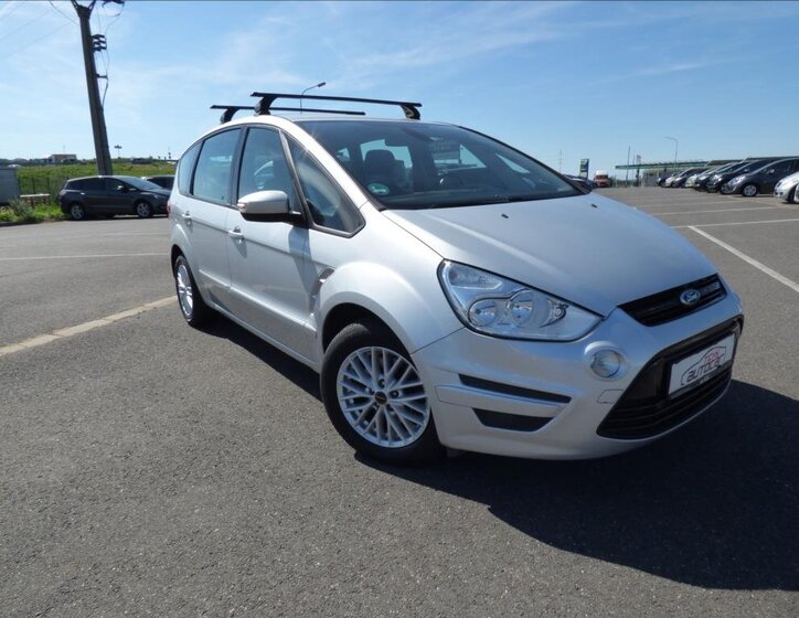 Ford S-MAX 1