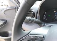 Toyota Yaris Cross 15