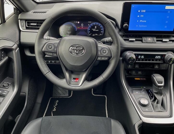 Toyota RAV4 SUV 2,5 l 219 kw