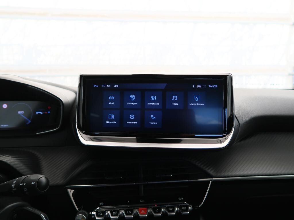 Peugeot 2008 SUV / Terénní 1,2 l 74 kw