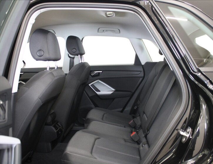 Audi Q3 SUV / Terénní 2,0 l 110 kw