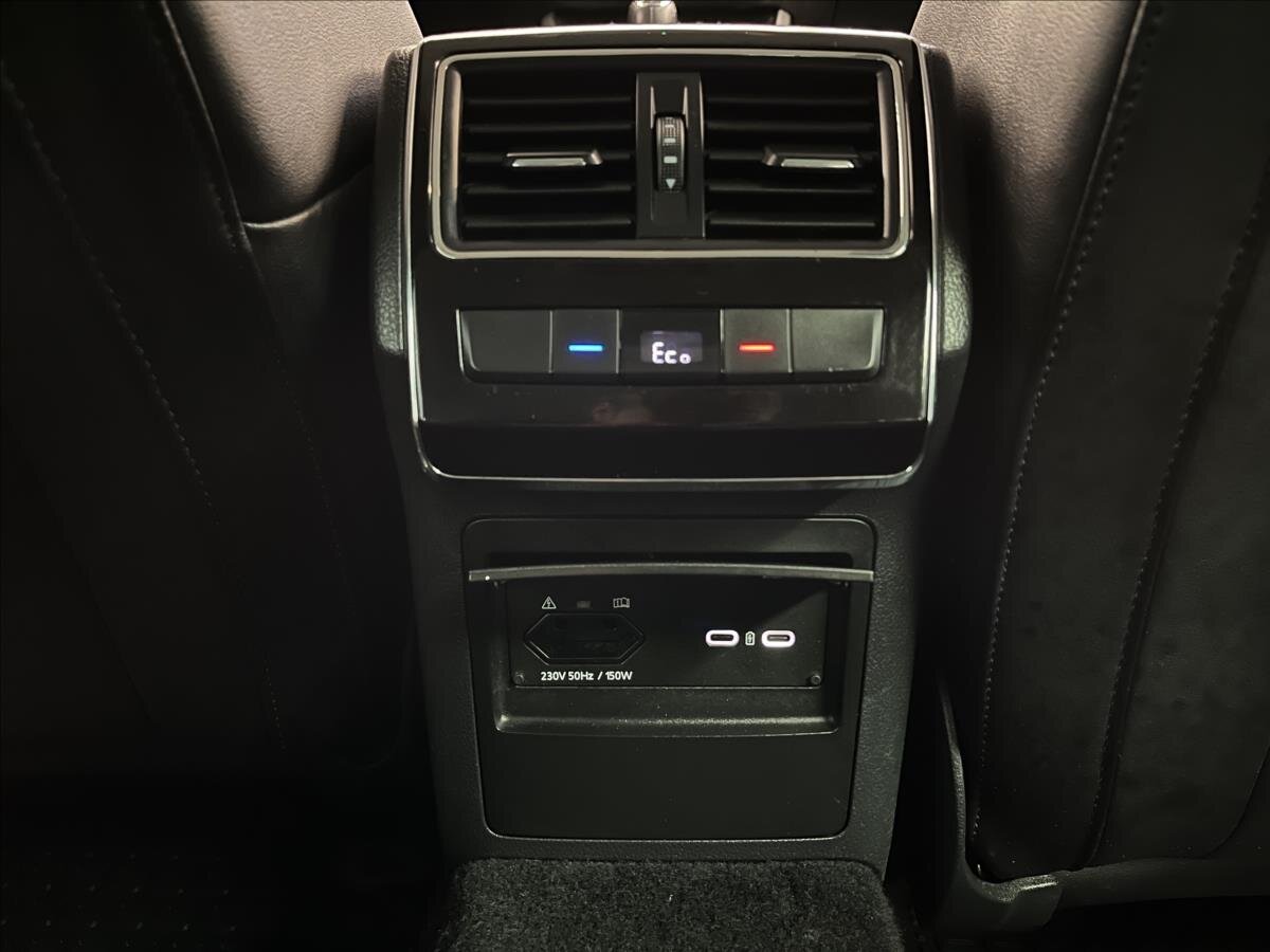 Škoda Superb Kombi 1,4 l 160 kw