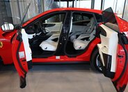 Ferrari Ostatní SUV / Terénní 6,5 l 533 kw