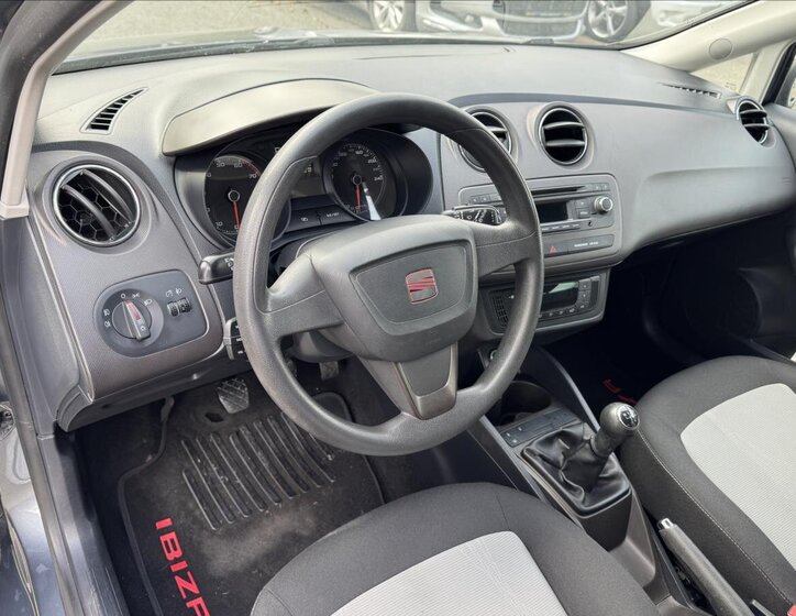Seat Ibiza 16