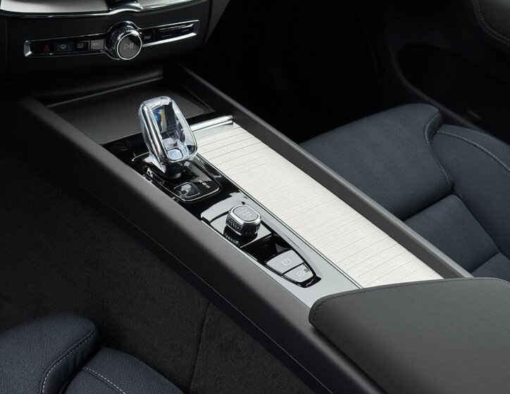 Volvo XC60 SUV / Terénní 2,0 l 184 kw