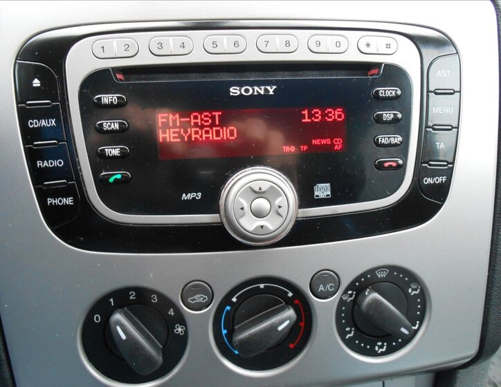 Ford Focus Hatchback 1,6 l 74 kw