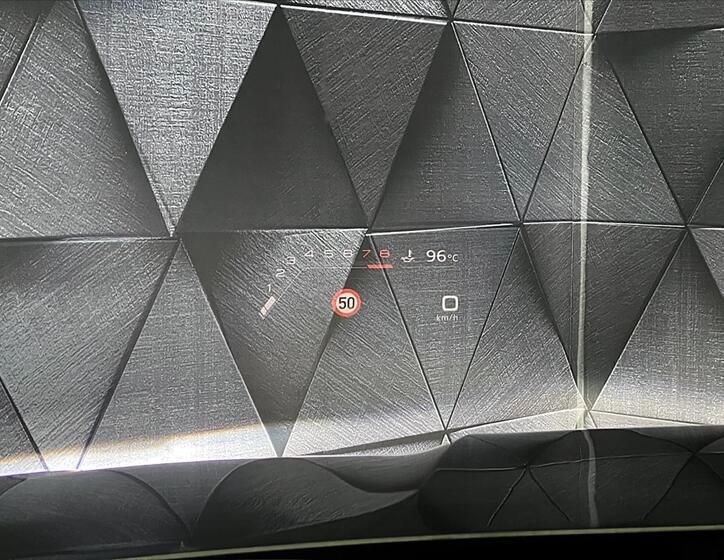 Mercedes-Benz GLC 11